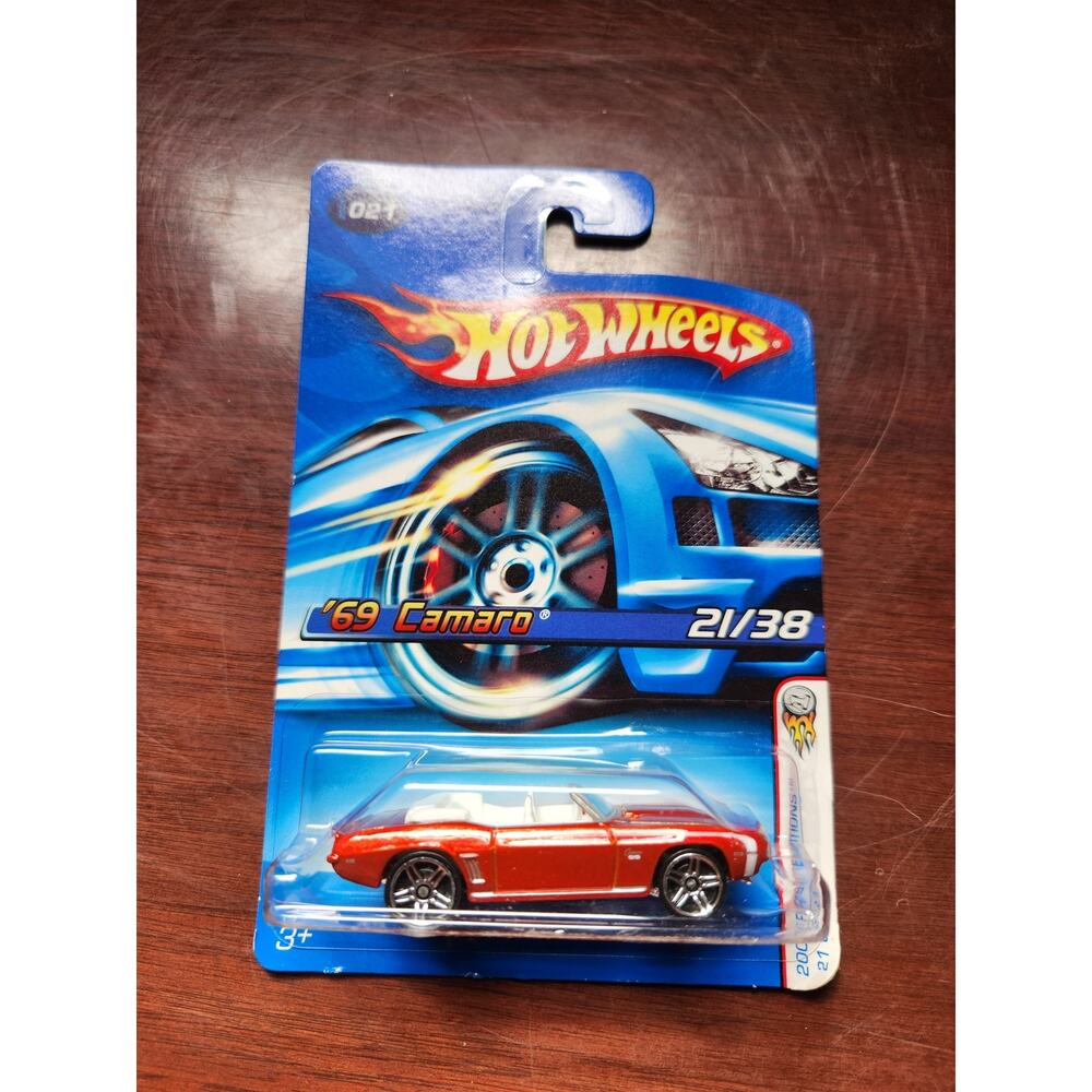 Hot Wheels '69 Camaro Red 2006 First Editions #21/38 Die-Cast Car 1:64 Scale